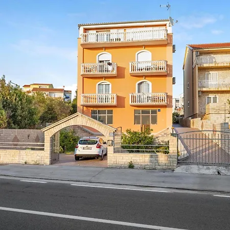 Appartamento Gorgeous In With Wifi *