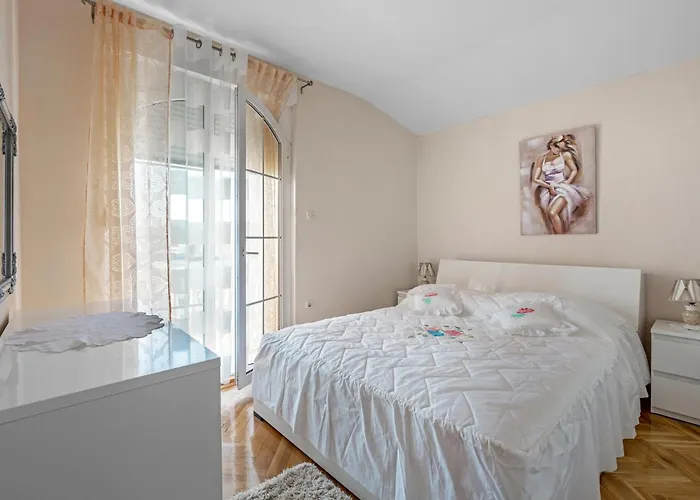 Appartement Gorgeous In With Wifi